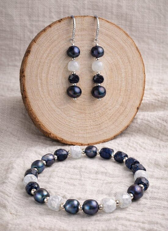 Dabīgo pērļu rotu komplekts "Tumšā elegance"